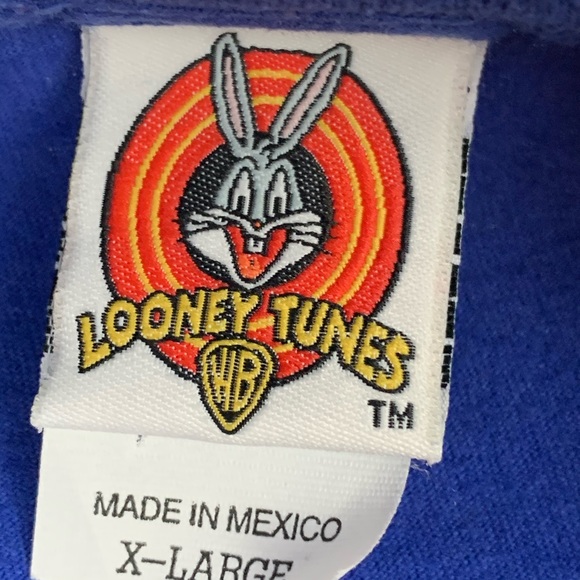 Vintage 1995 Looney Tunes T-Shirt. - Picture 5 of 5